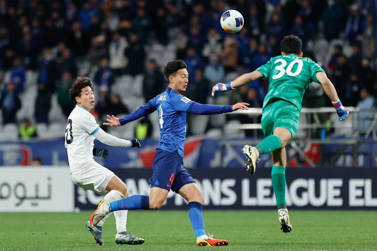 包含亚运会季后赛对决在即！上海海港演练定位球，丹佛掘金密集防守应对的词条